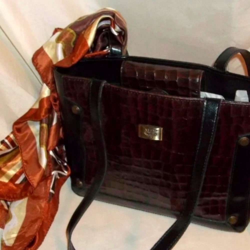 Brown Vintage Marc Chantal Shoulder Bag